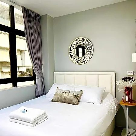 Luna Hotel